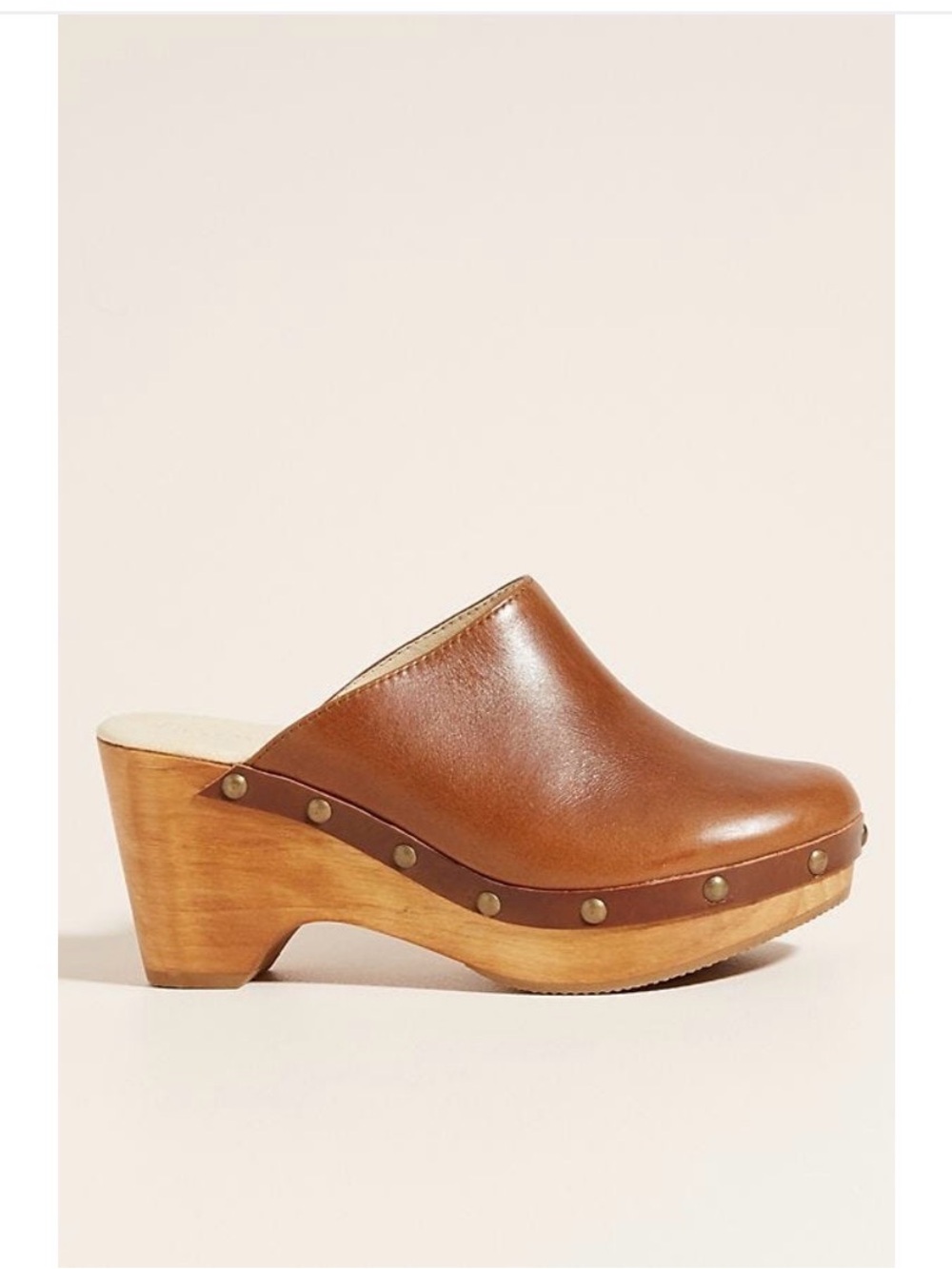 Five Worlds leather clogs